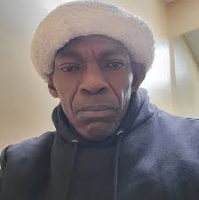 Mr Vegas has labelled fellow dancehall artiste Konshens, a 'house nigga'  and a mulatto. The ushered-out Mr Vegas, apparently stung by criticisms  about his commentary at the much-talked-about Braemar Avenue in St