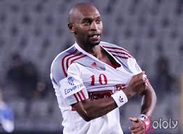 هي كتلة صغيرة من الألياف والأنسجة داخل المهبل بمسافة 5 سم، وهي نقطة مثيرة وقابلة للانتصاب يمكن للزوج اكتشافها باستخدام أصبعيه السبابة والوسطى، بحيث يكون كفه. Ø¨Ø§Ù„ØµÙˆØ± ØªØ¹Ø±Ù Ø¹Ù„Ù‰ Ù…ØºØ§Ù…Ø±Ø§Øª Ø´ÙŠÙƒØ§Ø¨Ø§Ù„Ø§ Ø§Ù„Ù†Ø³Ø§Ø¦ÙŠØ©