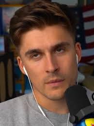 Emilie Ludwig's Instagram, Twitter & Facebook