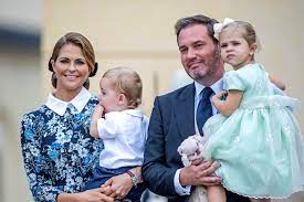 Prinzessin madeleine ist die jüngere schwester von kronprinzessin victoria und tochter von könig carl xvi. Prinzessin Madeleine Riskiert Sie Die Titel Ihrer Kinder Gala De