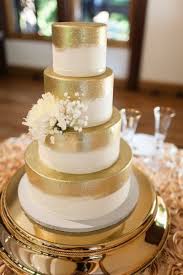 Reaching 50 years of togetherness is a special milestone that not everyone has the privilege of experiencing, so gather up friends and family and celebrate the couple! 170 50th Wedding Anniversary Cake Ideas Anniversary Cake 50th Wedding Anniversary Wedding Anniversary Cake