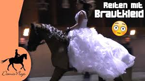 We did not find results for: Reiten Im Brautkleid Weihnachtsfeier 2016 Youtube