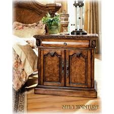 Shop ashley furniture homestore online for great prices, stylish furnishings and home decor. B543 93 Ashley Furniture Casa Mollino Bedroom 3 Drawer Nightstand