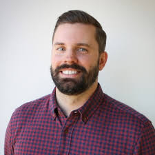 I'm looking for an awesome copywriter to help our team better serve and  connect with creators across Instagram, Facebook, Threads. It's an exciting  contract opportunity with lots of creative…