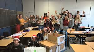 Dabei wird davon ausgegangen, dass niklaus, komm in unser haus als spätere version den refrain „lustig, lustig trallerallala aus laßt uns froh und munter sein übernommen hat. Niklaus Komm In Unser Haus