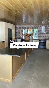 I'm obsessed with this upcycle! Design with me and download Design Hom...