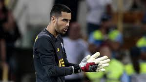 Diogo costa is a youtuber from porto, portugal. Diogo Costa Lesionou Se Na Mao No Treino Do Fc Porto Fc Porto Jornal Record