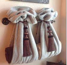 Antique sewing turned seedbox bathroom display. 15 Diy Pretty Towel Arrangements Ideas That Will Make Your Bathroom Awesome Decor Units