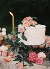 Conseils Beaute De La Tete Aux Pieds Fresh Flower Cake Tiered Wedding Cake Wedding Cakes