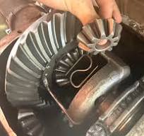 Tips for replacing spider gears in a front diff