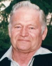 Noel Gillette's Instagram, Twitter & Facebook