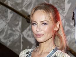 Adriana sklenaříková is a slovak fashion model and actress. Adriana Karembeu Cette Emission Qui A Completement Chamboule Sa Vie Et Celle De Sa Famille Femme Actuelle Le Mag