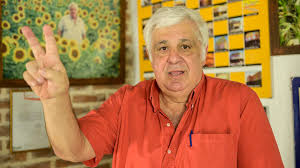 Sasha samid, la hija del empresario alberto samid, habló por primera vez en televisión desde que su papá se encuentra prófugo de la justicia. Alberto Samid A La Juventud Le Digo Luchen Aca Saquen A Todos Los Corruptos Y Van A Ver Que Somos El Pais Mas Rico Del Mundo Noticias De Bariloche