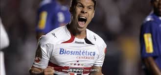 Hernanes began his career with são paulo, where he won the campeonato brasileiro série a in 2007 and 2008. Vbi3ukorid8inm