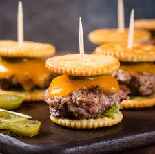 Salty Crackers Burger Bites Pika Chakula Burger Bites Food Food Receipes