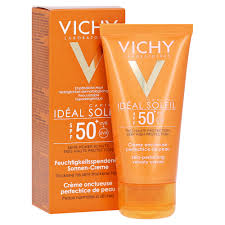 Kennzeichen sind leichte verhornungen auf der haut, vornehmlich an stellen, die besonders der sonneneinstrahlung ausgesetzt sind wie gesicht und. Vichy Ideal Soleil Sonnencreme Fur Das Gesicht Lsf 50 50 Milliliter Online Bestellen Medpex Versandapotheke