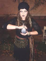 Inspiration & accessories for your diy fortune teller halloween costume idea #fortuneteller #fortunetellercostume #fortunetellermakeup fortune teller makeup & diy costume | halloween 2016. Gypsy Fortune Teller Costume Ideas