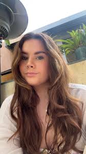 Hi everyone! My name is Noelle, I'm 24, and I'm looking for 1-2 female  roommates in their mid-twenties to move to PB in July/August. My budget is  between 1,700-2,000. I love going