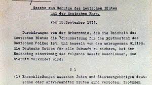 Doch kaum jemand ahnte 1935, dass diese infamen gesetze noch längst nicht der höhepunkt des. Nurnberger Gesetze Rassegesetze Vor 80 Jahren Erlassen Mittelfranken Br24 Br De