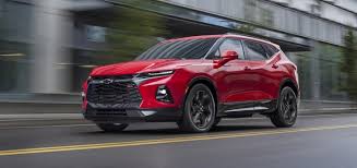 Official pr photos of the 2022 civic hatchback more. Chevrolet Blazer Better Than Honda Passport Says Motor Trend Gm Authority