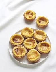 Pasteis De Nata Faciles Pour 10 Personnes Recettes Elle A Table Recette Recettes De Cuisine Recette Alimentation
