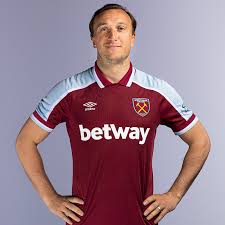 Hotels, apartments, villas, hostels, resorts, b&bs West Ham United 2021 22 Umbro Home Kit Archyworldys