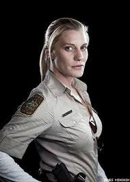 Longmire Star Katee Sackhoff Talks About Hiv Motorcycles And Battlestar Galactica Hivplusmag Com Longmire Katee Sackhoff Katee Sackhoff Longmire Batt