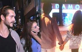 21 eylül 2017, perşembe 10:31 son güncelleme: Alperen Duymaz Ve Burcu Ozberk Ilk Kez Ele Ele