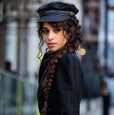 Camila cabello)‏ (ولدت في 3 مارس 1997) مغنية و كاتبة أغاني أمريكية كوبية المولد, وكانت عضوة في فرقة الفتيات فيفث هارموني، قبل أن تعلن في سنة 2016 إنسحابها من. ÙƒØ§Ù…ÙŠÙ„Ø§ ÙƒØ§Ø¨ÙŠÙ„Ùˆ 7 ØµÙˆØ± Ù„Ø£Ø­Ø¯Ø« Ø³Ù†Ø¯Ø±ÙŠÙ„Ø§ ÙÙ‰ Ù‡ÙˆÙ„ÙŠÙˆØ¯ Ø§Ù„ÙŠÙˆÙ… Ø§Ù„Ø³Ø§Ø¨Ø¹