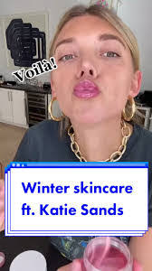 Katie Sands's Instagram, Twitter & Facebook