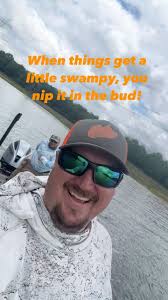 Maintenance wipes… never a bad choice! #dudewipes #swampass #bassfishing