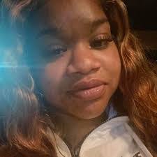 Deena Jefferson's Instagram, Twitter & Facebook