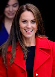 Kate Middleton Refuses to Adopt Queen Elizabeth's Signature Makeup Rule