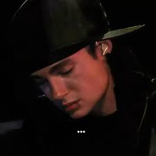 What Is The Reason Bill Kaulitz Wrote Dont Jump