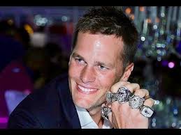 Tom brady doesn't officially become a free agent until the new league year begins on march 18, but the rumors are already flying about the new england patriot quarterback's future. Tom Brady Shows Off His Super Bowl Rings At Patriots Ring Ceremony Youtube