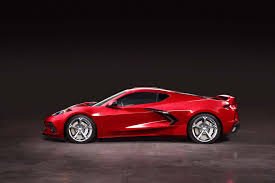 Like all corvettes, power goes to the rear wheels via the standard seven speed manual. Mid Engine 2020 Chevrolet Corvette Reportedly Not Getting Chrome Wheel Option