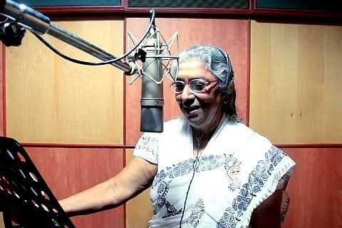 எஸ் ஜானகி நலமுடன் இருக்கிறார்': பாடகி இறந்ததாக வெளியான வதந்தி பொய்யானது