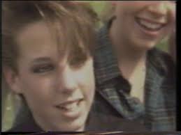 CURB SKATEBOARDING: OLD DOGS