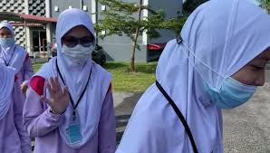 53 daripadanya merupakan aliran sains, manakala 12 sbp aliran agama. Science Girls School Jalan Tunku Kurshiah Seremban 2021