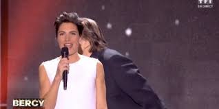 Ancienne journaliste à jeune afrique, elle présente, jusqu'en 2017, l'émission quotidienne on va plus loin sur public sénat et les grandes voix sur europe 1. Alessandra Sublet Impressionnee Par Sonia Mabrouk Qui A Mouche Marwan Muhammad Video