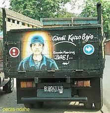 Tulisan Tulisan Lucu Dan Gokil Yang Ada Di Truk Mukaffi S Blog Lucu Truk Gambar