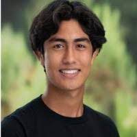 Walter Estay's Instagram, Twitter & Facebook