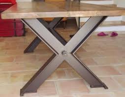 Table De Repas Pied Fer Croise C B Atelier Table Salle A Manger Mobilier De Salon Meuble Deco