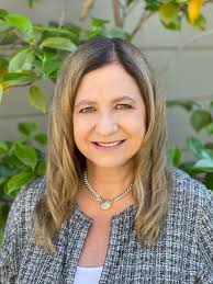 My Council colleagues and I unanimously appointed Jennifer Maguire as San  José's Acting City Manager. Jennifer's leadership and dedication in serving  our City and its residents for the past 30 years will