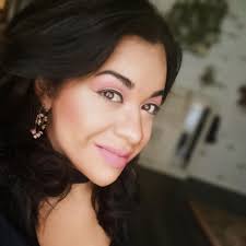 Jessica Little's Instagram, Twitter & Facebook