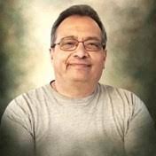 Julio Leos's Instagram, Twitter & Facebook