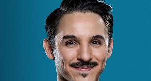 Conoce al creativo Alejandro Villalobos; director de “Todo el mundo habla  de Jamie”