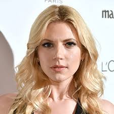 Katheryn is wearing a melinda maria ring and earrings. Katheryn Winnick Married Boyfriend Dating Net Worth