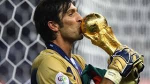 Andrew jung is on facebook. Die Legende Tritt Ab Buffon Schreibt Unglaublich Emotionalen Abschiedsbrief Watson