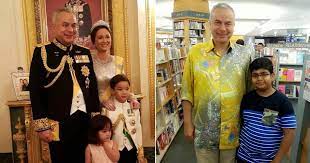 Sultan alauddin was succeeded by his son sultan mahmud with whom his royal uncle of pahang continued in quarrels. A Military Man A Sports Enthusiast Here Are 5 Things You Need To Know About Our New Agong World Of Buzz